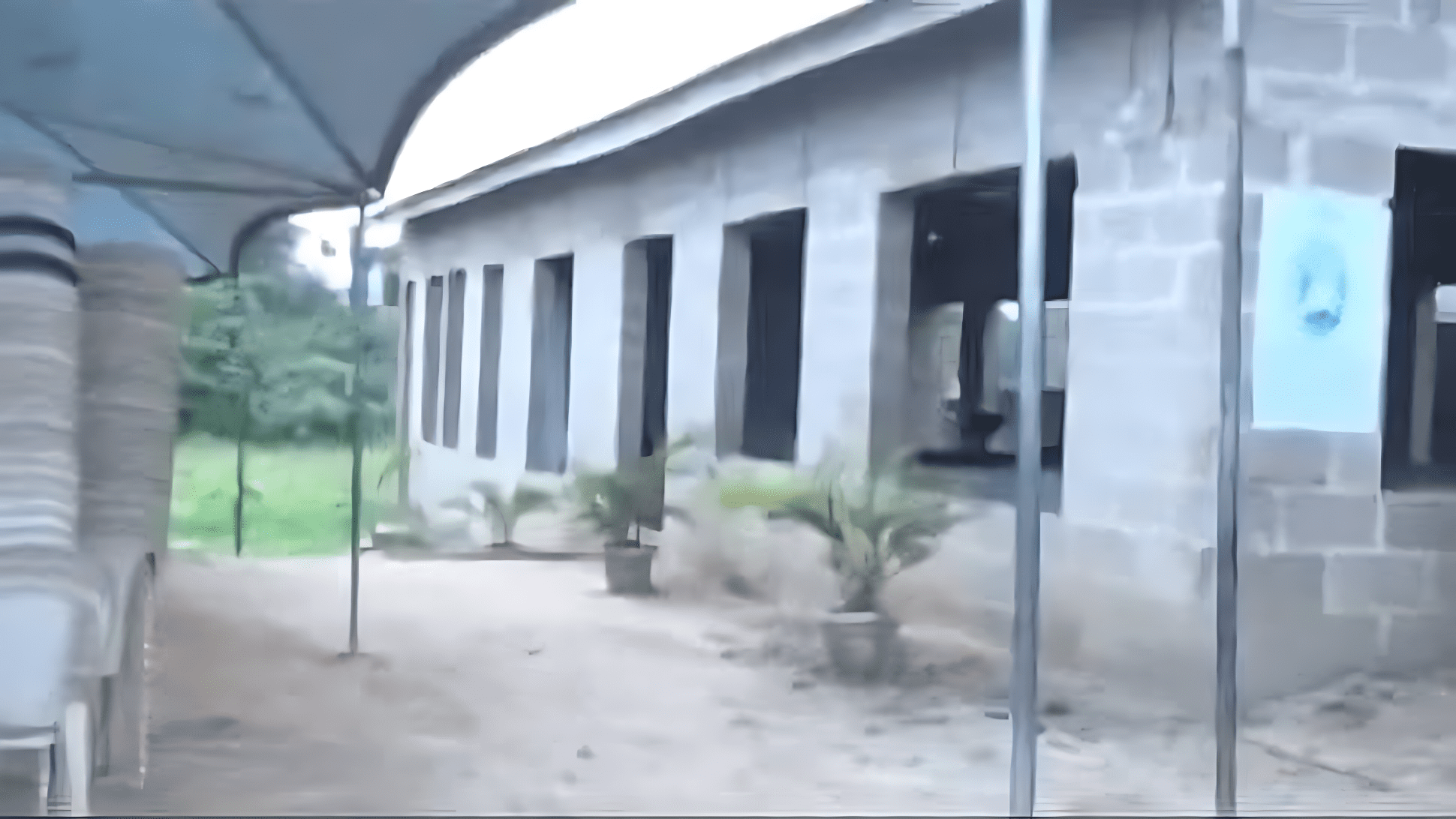 Catholic Church of the Holy Spirit, Denro